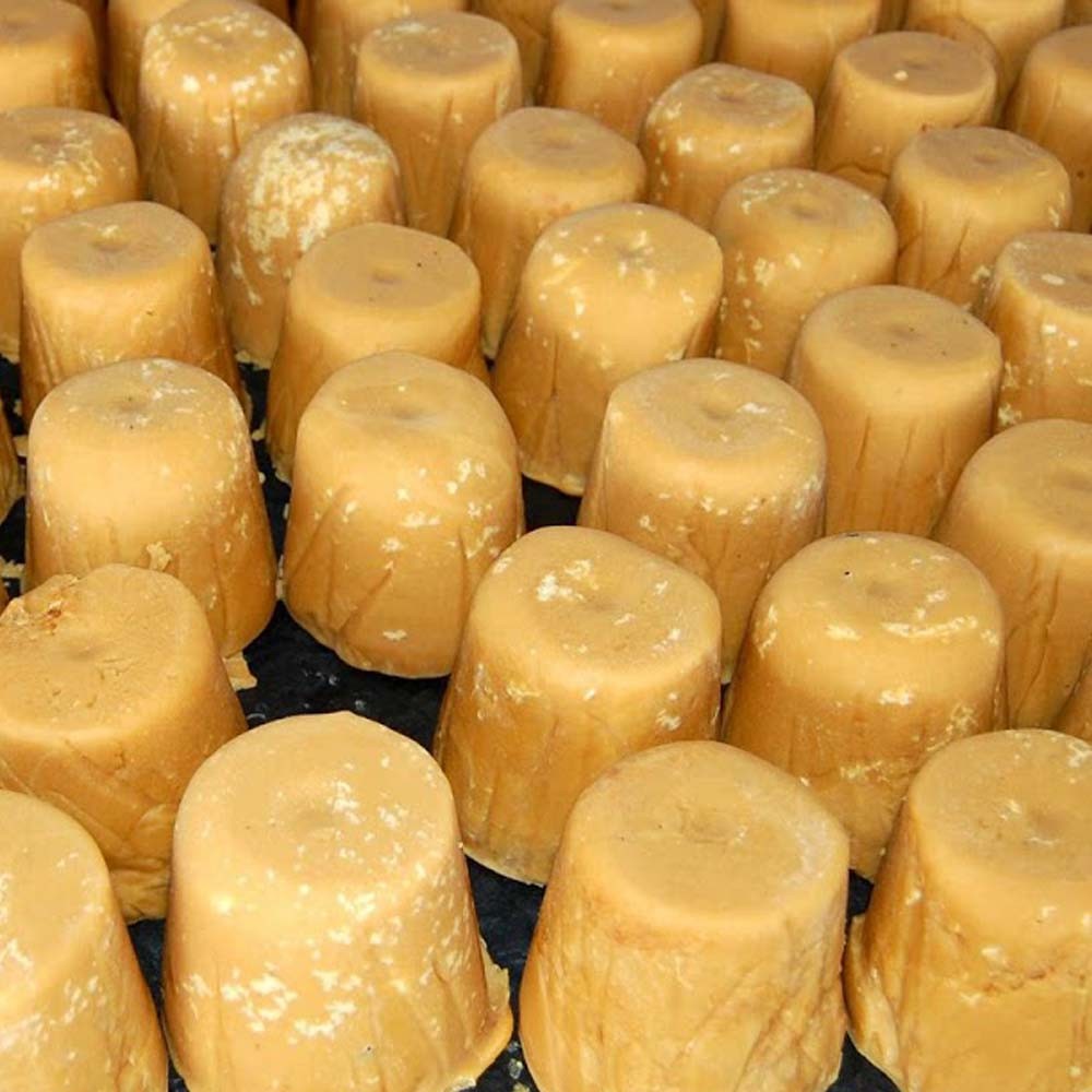 Brown Color Fresh Jaggery Exporter